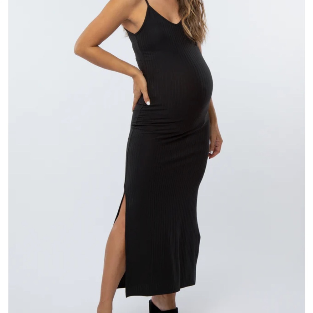 Black Sleeveless Ribbed Side Slit Maternity Dress - M - PinkBlush